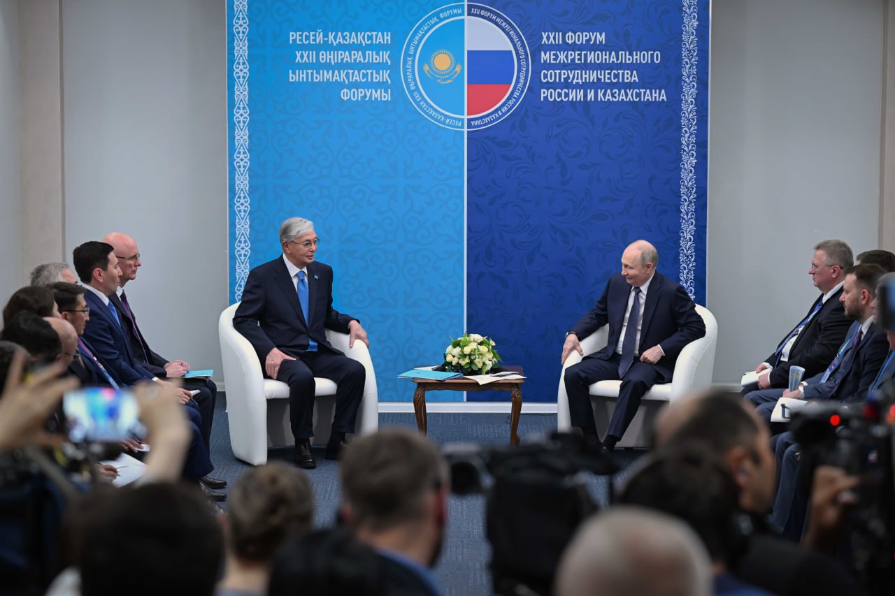 Тоқаев Путинге соғысты тоқтату керектігін айтты